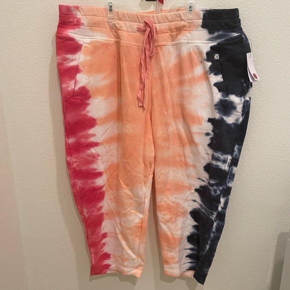 NWT Womens LIVI Active By Lane Bryant Capri Sweats Tye dye Tie dye Plus Size‌‌ - Picture 8 of 9
